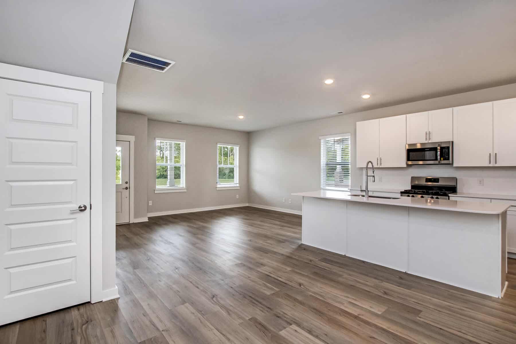 MAPLE: Kitchen/Living