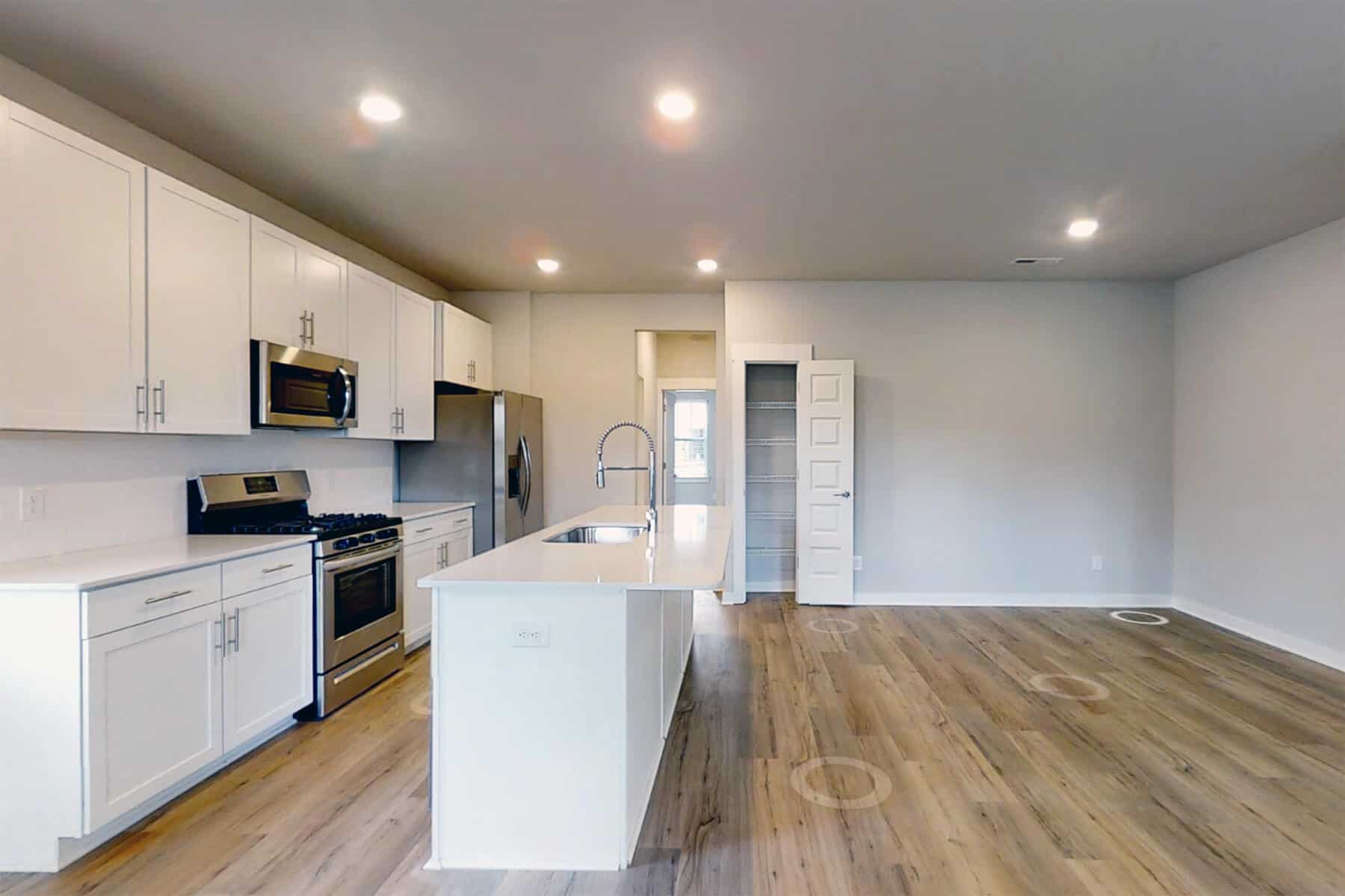 Maple Virtual Tour